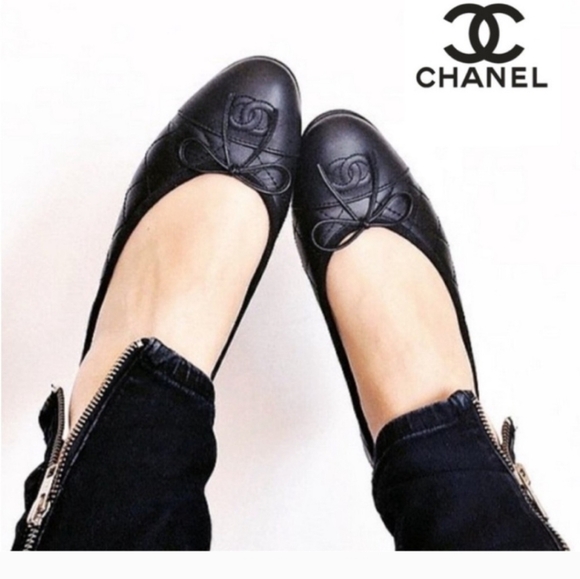 Chanel Aged Calfskin Quilted Cap Toe Ballerina - Picture 1 of 12